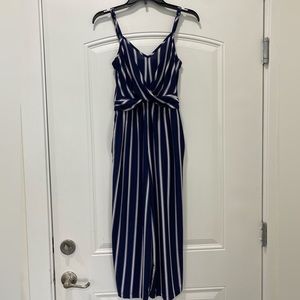 Junior’s Candie’s Jumpsuit; Size Small